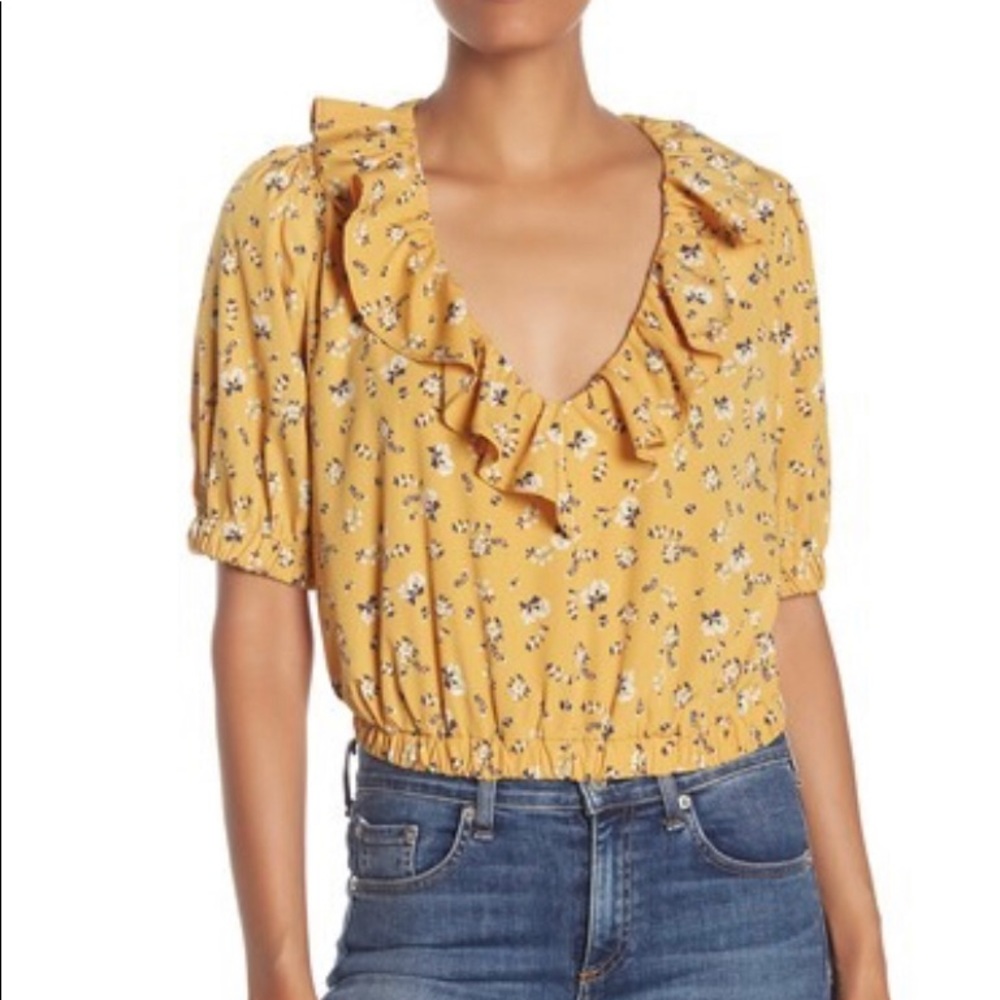 Ruffled V-neck crop top